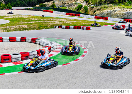 karting, car, vehicle 118954244