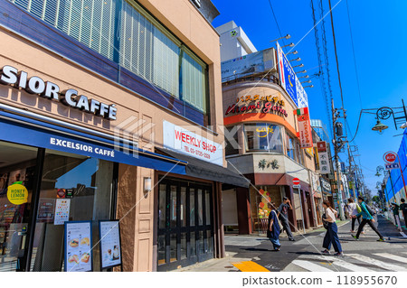 Streets of Jiyugaoka, Meguro Ward, Tokyo (around the station) 118955670