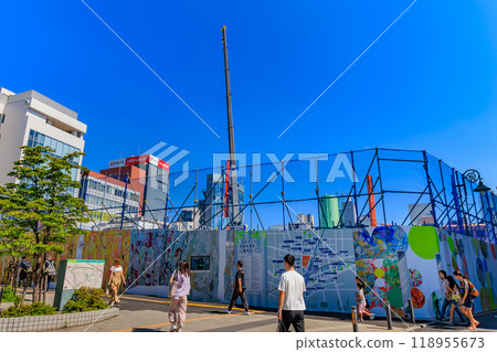 Jiyugaoka, Meguro Ward, Tokyo (redevelopment in front of the station) 118955673