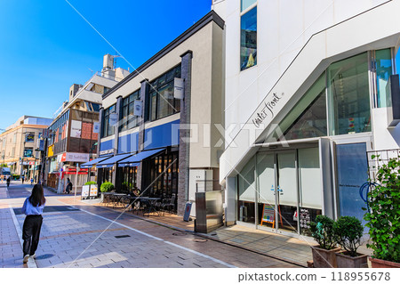 Streets of Jiyugaoka, Meguro Ward, Tokyo (around the station) 118955678