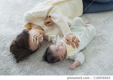 Baby and mother Baby and mother 118956083