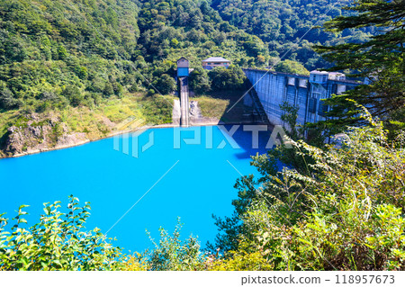 鈷藍色島川水壩 鈷藍色島川水壩 118957673