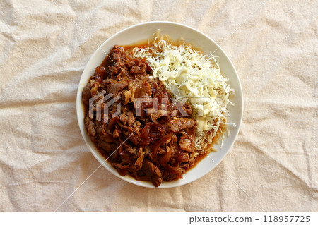 Pork mince with ginger and shredded cabbage with mayonnaise 118957725