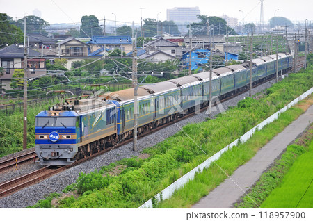 Tohoku Main Line, Kurihashi-Higashiwashimiya, JR East, EF510-515 (Tabata) + 24 series (Oku), Hokutosei 118957900