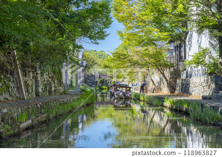 八幡堀的優雅風景(滋賀縣近江八幡市) 八幡堀的優雅風景(滋賀縣近江八幡市) 118963827