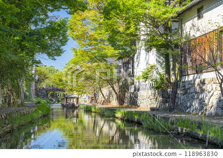 八幡堀的優雅風景(滋賀縣近江八幡市) 八幡堀的優雅風景(滋賀縣近江八幡市) 118963830