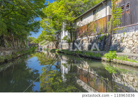 The picturesque scenery of Hachimanbori (Omihachiman City, Shiga Prefecture) The picturesque scenery of Hachimanbori (Omihachiman City, Shiga Prefecture) 118963836