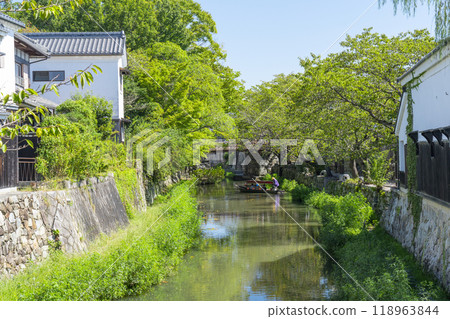 The picturesque scenery of Hachimanbori (Omihachiman City, Shiga Prefecture) 118963844