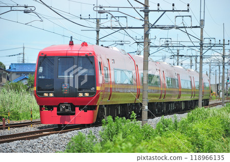 東北本線 栗橋東鷲宮 JR 東日本 253 系列 1000 系 OM-N01 編組(大宮)日光鬼怒川 東北本線 栗橋東鷲宮 JR 東日本 253 系列 1000 系 OM-N01 編組(大宮)日光鬼怒川 118966135