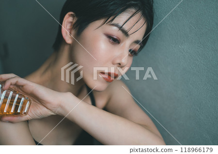 女士香水 118966179