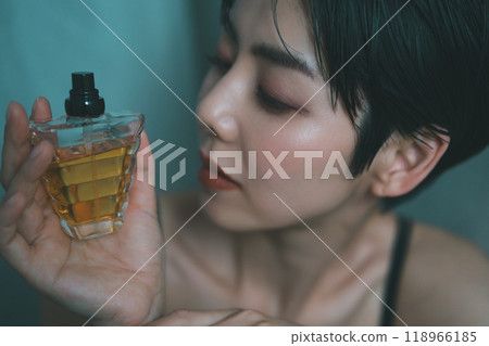 女士香水 118966185