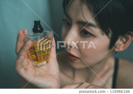 Women's Fragrances Women's Fragrances 118966186