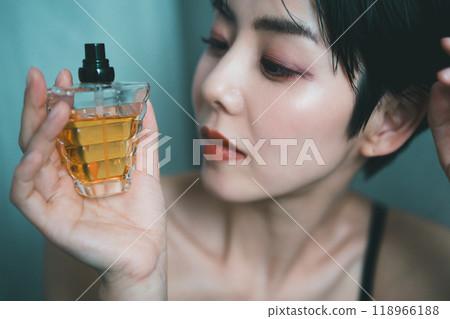 女士香水 118966188