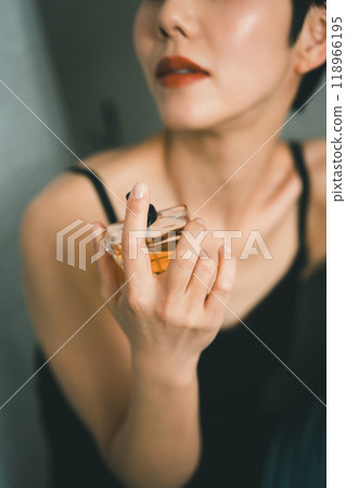 Women's Fragrances Women's Fragrances 118966195