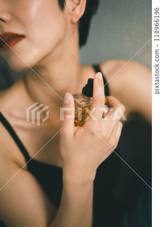 Women's Fragrances 118966196