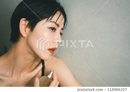 Women's Fragrances 118966207