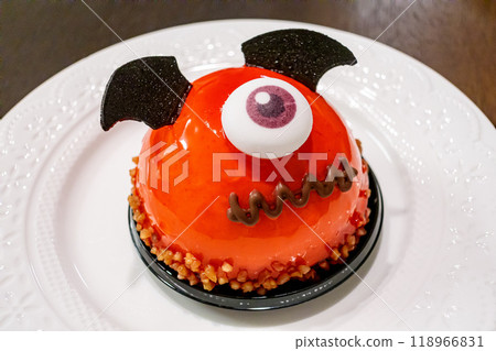 Ghost cake | Halloween Ghost cake | Halloween 118966831