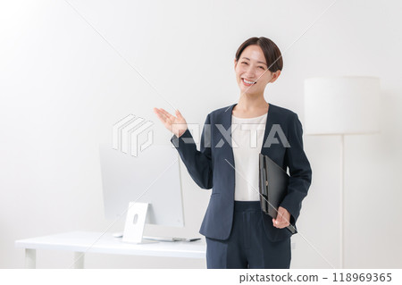 Women business 118969365