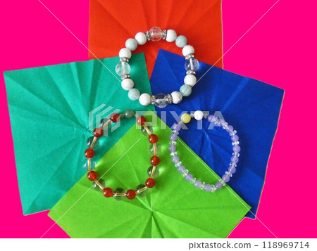 [Bracelet] and Origami 118969714
