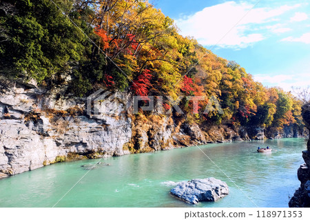 長瀞川秋葉漂流 長瀞川秋葉漂流 118971353