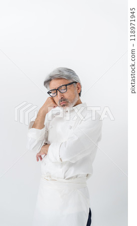 廚師廚師高級男性思考 118971945