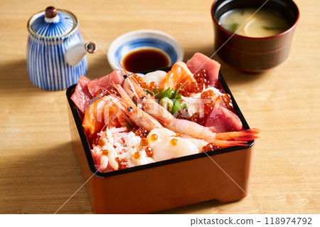 北海道風味海鮮散壽司 118974792