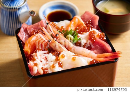Hokkaido-style seafood sushi Hokkaido-style seafood sushi 118974793