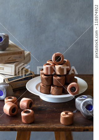 Shiny spools Shiny spools 118974922