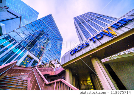 日本東京城市景觀，一座有步行橋的城市。澀谷2丁目、紺野坂下人行天橋、澀谷Akush等=10月4日 118975714