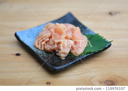 Hakata specialty spicy cod roe (cut pieces) Hakata specialty spicy cod roe (cut pieces) 118976107