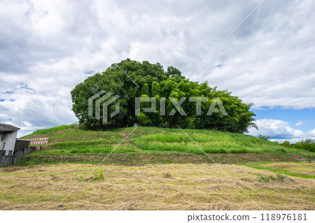 圓山古墳（Unebi陵參考遺址） 奈良縣橛原市小輕町 118976181