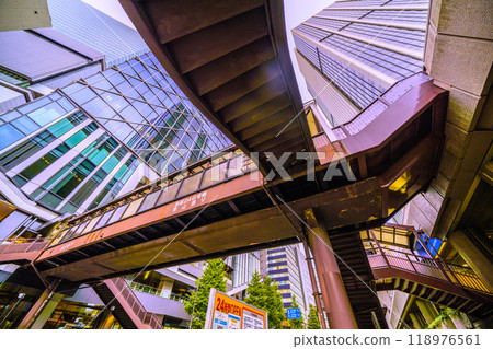 日本東京城市景觀,一座有步行橋的城市。澀谷2丁目、紺野坂下人行天橋、澀谷Akush等=10月4日 日本東京城市景觀,一座有步行橋的城市。澀谷2丁目、紺野坂下人行天橋、澀谷Akush等=10月4日 118976561