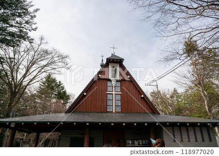 日本長野北作區矢澤 - 2024年4月15日：矢澤Seihora天主教堂。 118977020