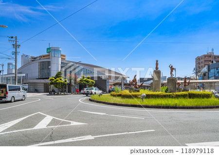 JR豐川車站及名鐵豐川線豐川站週邊的街景（愛知縣） 118979118