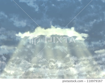 光線通過多雲天空中的空隙進入 光線通過多雲天空中的空隙進入 118979167