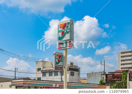 典型的 7-11 標誌 118979965