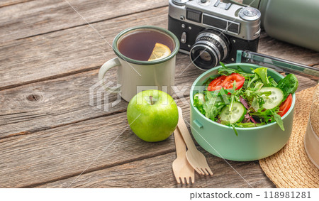 Tourist food. snack in nature, traveler food concept, Ready food menu in lunch box, courier delivery. Take away 118981281