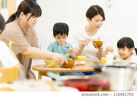 Image of parent-child restaurant Image of parent-child restaurant 118981703
