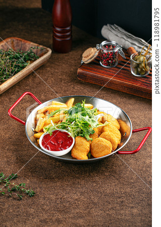 Pan of deep fried appetizers 118981795