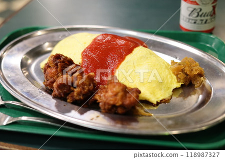 幸運小丑的中式雞肉煎蛋飯 118987327