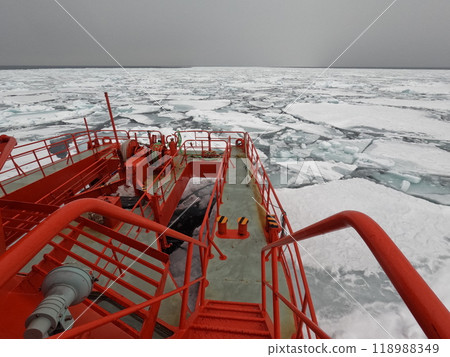 Monbetsu Ice floe 118988349