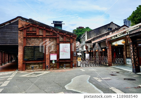 Bopiliao History Street District (Wanhua District, Taipei City, Taiwan) Bopiliao History Street District (Wanhua District, Taipei City, Taiwan) 118988540