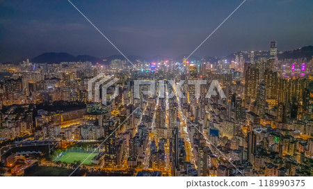 the Middle of Kowloon at twilight, hong kong the Middle of Kowloon at twilight, hong kong 118990375