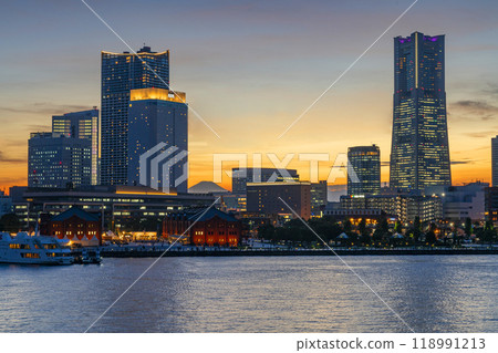 Yokohama Minatomirai Night View 1 118991213