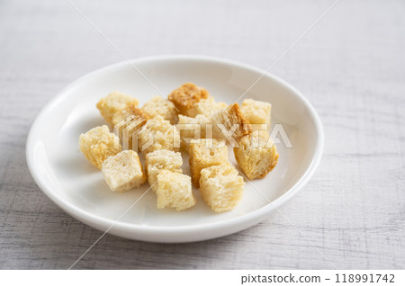 Crouton 118991742