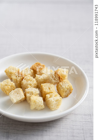 Croutons Croutons 118991743