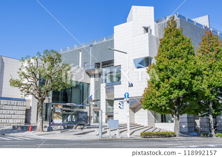 岡山縣，岡山市，岡山縣美術館在陽光明媚的日子 118992157