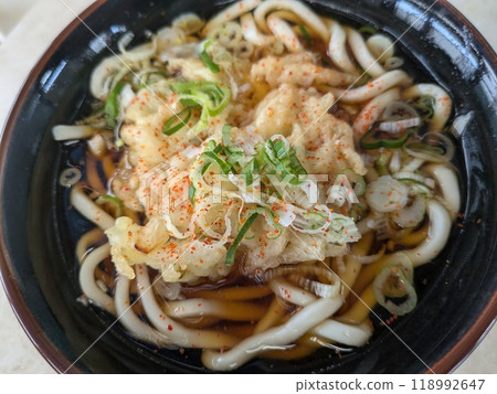 Delicious standing udon Delicious standing udon 118992647