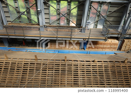 Inside the Konponchudo Hall under construction at Enryakuji Temple on Mount Hiei [Otsu City, Shiga Prefecture] 118995400