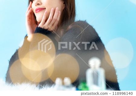 Beauty aging care 118996140